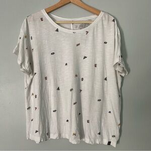 NWT prAna Womens M Chez Tee Camping Outdoor Pattern